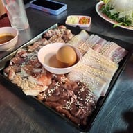 สุกี้-หมูกระทะกองปราบ