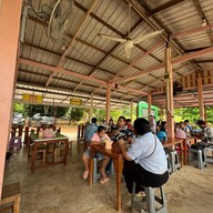 ป้าเพ็ญ ก๋วยเตี๋ยวลึกลับ