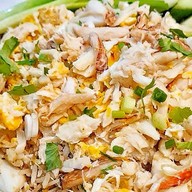 ครัวคุณแม่ เจตจำรัส - อาหารตามสั่ง ข้าวผัดปู กุ้งเผา ก๋วยเตี๋ยวเรือกากหมู ปั๊ม ปตท. บางนา กม.34