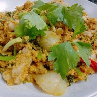 ชายท็อป  กะเพราหมาล่าหลายใจ อาหารตามสั่ง