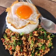 กะเพราไอ้สอง