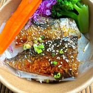 Ninja Cha x Khao - นินจา ชากะข้าว สายไหม หทัยราษฎร์