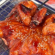 ไก่อบโอ่ง ส้มตำ คุณเกรียง