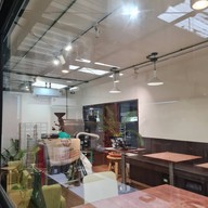 บรรยากาศ butch's coffee  อาคารวังเด็ก3 วิภาวดีซอย5 แยก1