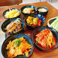 San nae deul (Ekkamai) คลองตันเหนือ