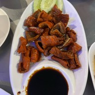 เมนูของร้าน ซ้งเป็ดพะโล้ สายไหม