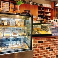 Dose Espresso Thailand สาขา 1 ไปรษณีย์ศรีสุข