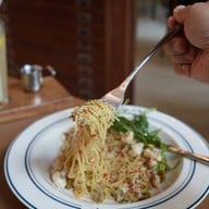 Petit Jardin Café et Bistro