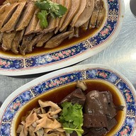 เมนูของร้าน ซ้งเป็ดพะโล้ ถนนเพิ่มสิน