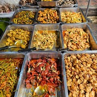 หมูทอดเจ๊จง พัฒน์พงศ์ (Patpong)