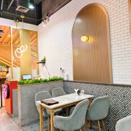 บรรยากาศ รสโปรด central westgate