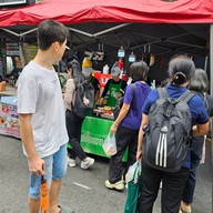 บรรยากาศ หมูทอดเจ๊จง พัฒน์พงศ์ (Patpong)