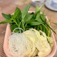 เจ้หมวยแจ่วฮ้อน จิ้มจุ่มอีสาน