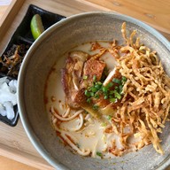 APA SOi อาปาซอย ข้าวซอยยูนนาน ฮาลาล