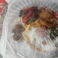 ระย้าก๋วยเตี๋ยวไก่มะระ