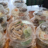 ระย้าก๋วยเตี๋ยวไก่มะระ