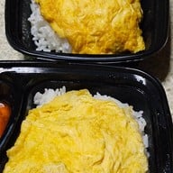 เมนูของร้าน ครัวแม่หนูเอง สาทร