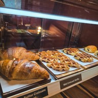 Lapinta Cafe & Roastery