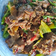 ระย้าก๋วยเตี๋ยวไก่มะระ