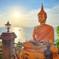 เกาะลอย ศรีราชา