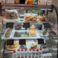 บรรยากาศ FaNGKaoW CaKeHouSe