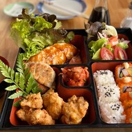 ichi Sashimi &Sushi bar -