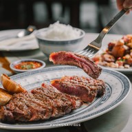 Cedar bkk Earth Ekamai