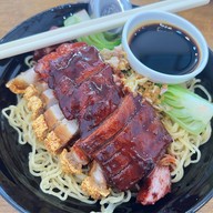 เมนูของร้าน หมูกรอบ ป๊ะป๋า