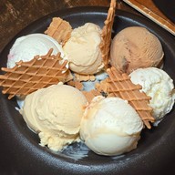 ⭐️10010 dessert bar⭐️ x Baked by Ball (เจ้าเด็ด) เจริญนคร