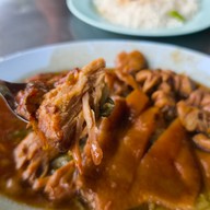 ขาหมู จ.ส.100 เซนต์หลุยส์