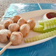 เมนูของร้าน ก๋วยเตี๋ยวต้มยำโบราณ ร้านเปลว นครปฐม