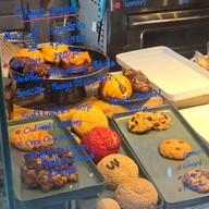 ⭐️10010 dessert bar⭐️ x Baked by Ball (เจ้าเด็ด) เจริญนคร