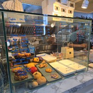 ⭐️10010 dessert bar⭐️ x Baked by Ball (เจ้าเด็ด) เจริญนคร