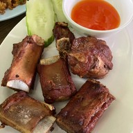 ลาบไก่บ้านโฮ่ง