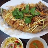 ข้าวต้ม หมูจุ่ม ช้างน้อย แม่ริม