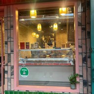 JingJing Ice-cream Bar and Cafe