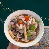 ส้มตำ@ยำแซ่บลิเกวาวกังวาน สาขาที่ 1