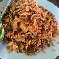 ลาบไก่บ้านโฮ่ง