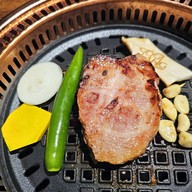 Gogilang (โกกิลัง)