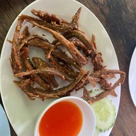 ลาบไก่บ้านโฮ่ง