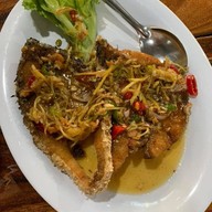 ลุงแว่นปลาแม่น้ำ (เจ้าแรก) -