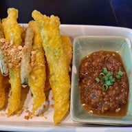 เมนูของร้าน ก๋วยเตี๋ยวเรือ เสือร้องไห้ พระนครศรีอยุธยา