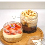 Matcha & Burger, Food homemade by Takeasip by Takeazizz อิสรภาพ