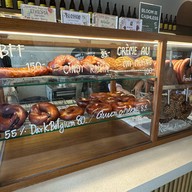 BLOOM PRETZEL & COFFEE พัฒนาการ