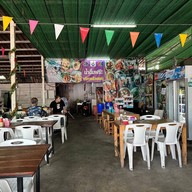 บรรยากาศ ลุงแจ๊คอาหารตามสั่ง นวลจันทร์64