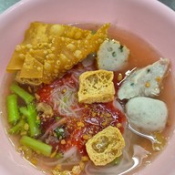 ฮี๊กี่ลูกชิ้นปลา(เยาวราช) รามอินทรา