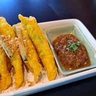 เมนูของร้าน ก๋วยเตี๋ยวเรือ เสือร้องไห้ พระนครศรีอยุธยา