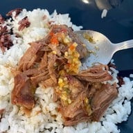 ขาหมูเจริญแสงสีลม สีลม