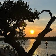 เรือนอาหารวิวมูล