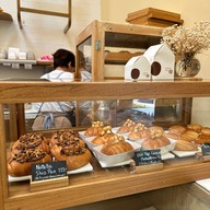 Breadtory Cafe